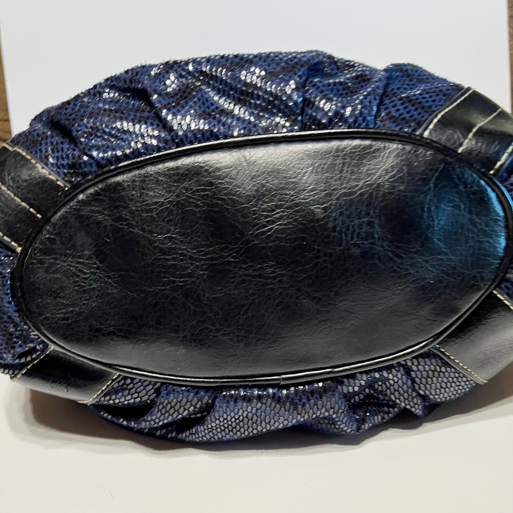 Strada Handbag - image 8